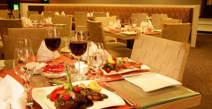 The Ocean Pearl Retreat Hotel New Delhi Bagian luar foto