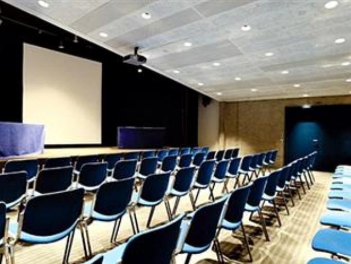 The Ocean Pearl Retreat Hotel New Delhi Bagian luar foto