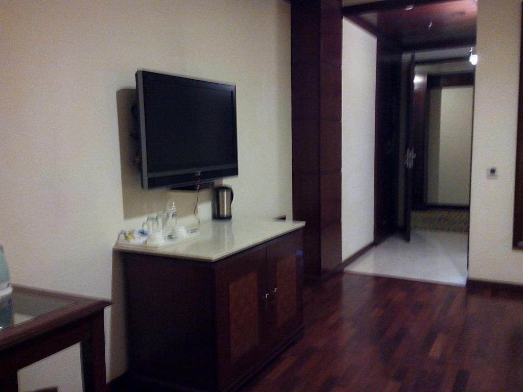 The Ocean Pearl Retreat Hotel New Delhi Ruang foto