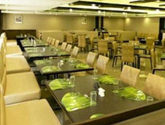 The Ocean Pearl Retreat Hotel New Delhi Bagian luar foto