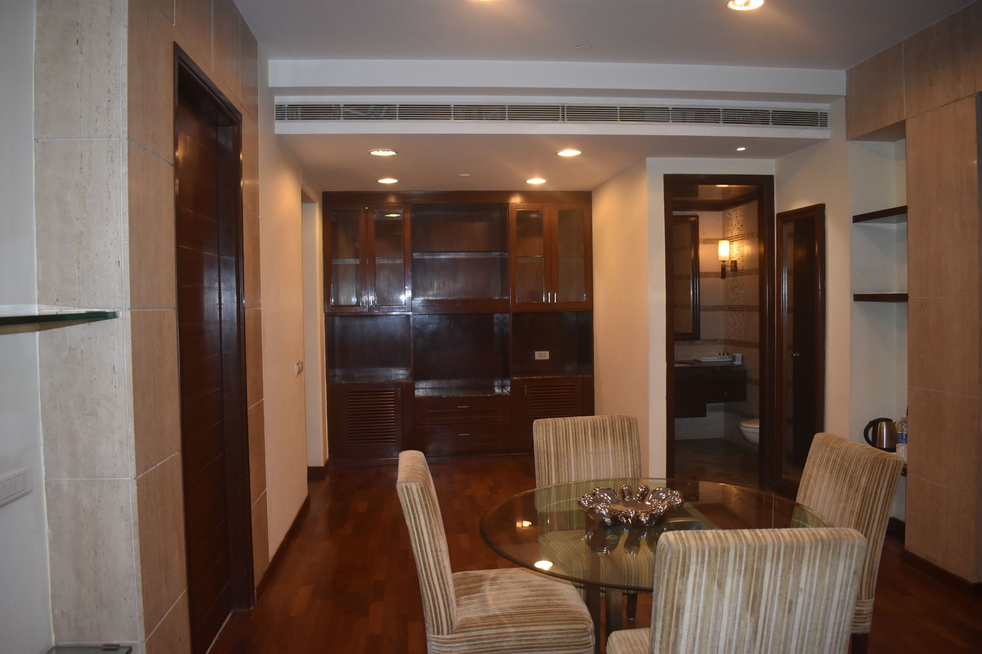 The Ocean Pearl Retreat Hotel New Delhi Bagian luar foto